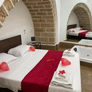 https://casa-con-vasca-idromassaggio-in-centro-storico.palermohotels.org